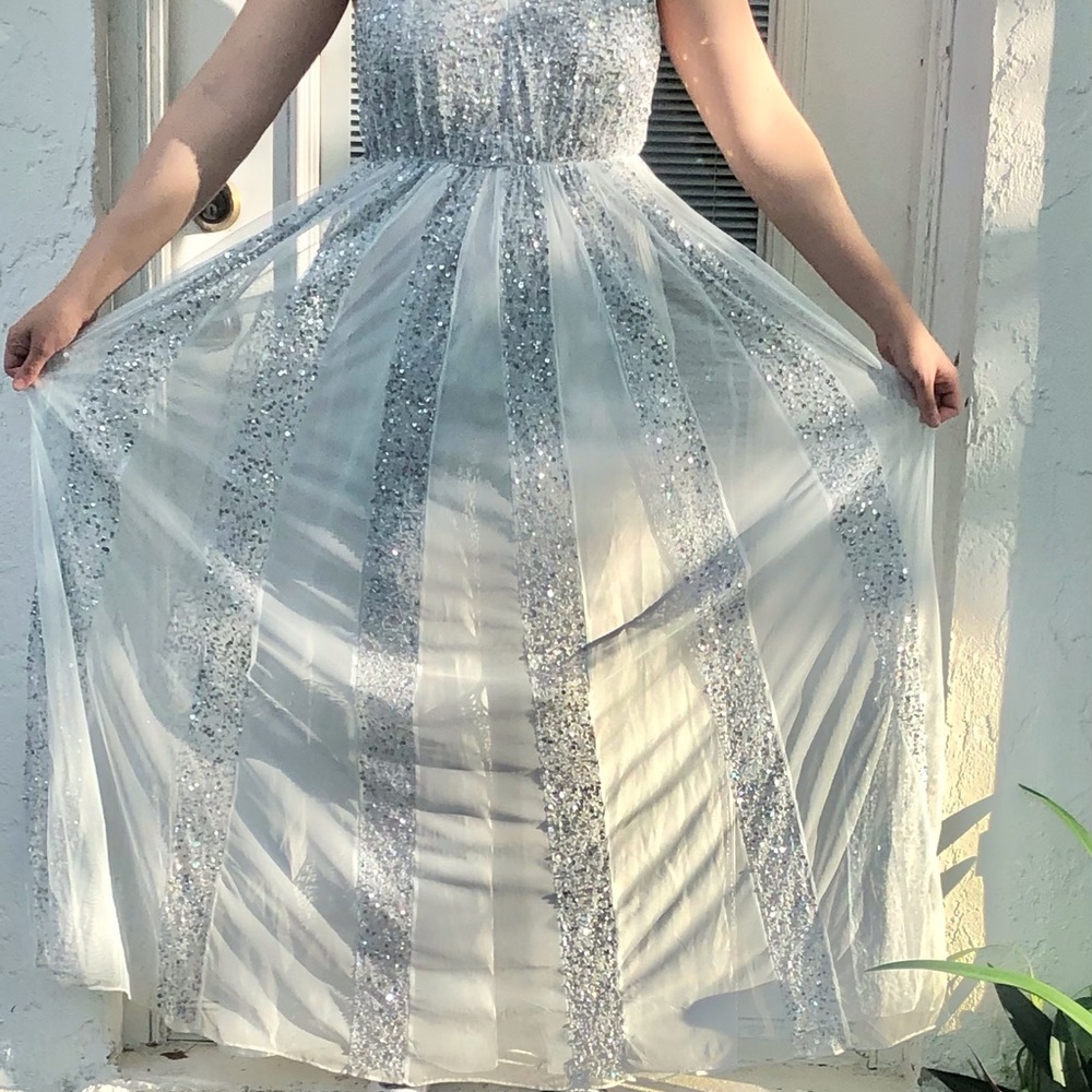 Asos ankle length strappy occasion dress size 10. NWT elegant,sparkling,flowing